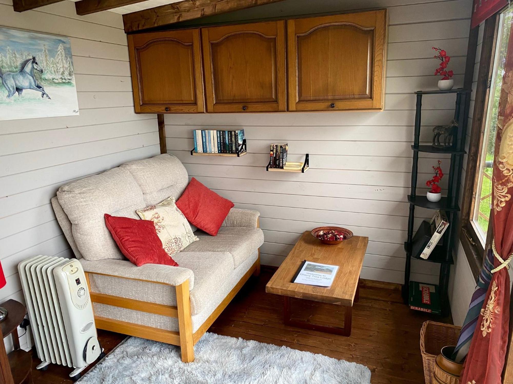Cherry Tree Glamping Lodge Somerset  Exterior foto